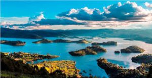 Lake Bunyonyi expedition 