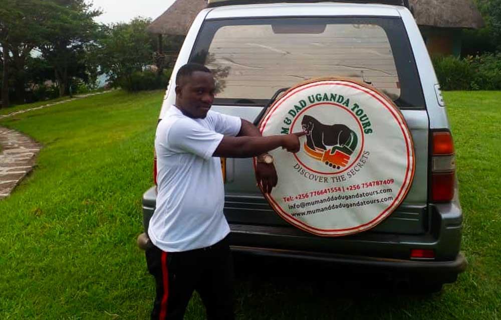 best-safari-experience-with-mum-and-dad-uganda-tours