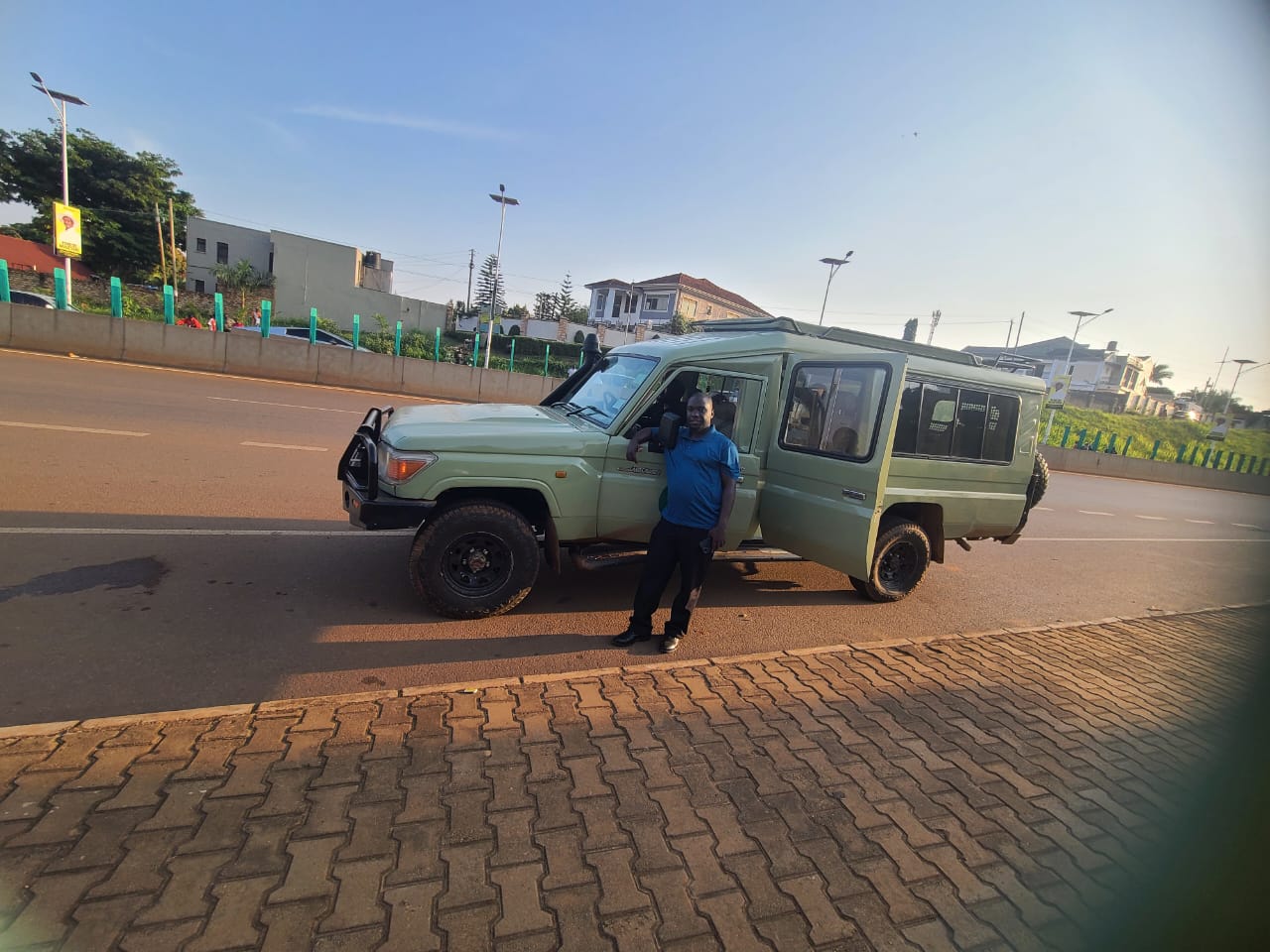 Best Cars Suitable for Guided Safari in East Africa