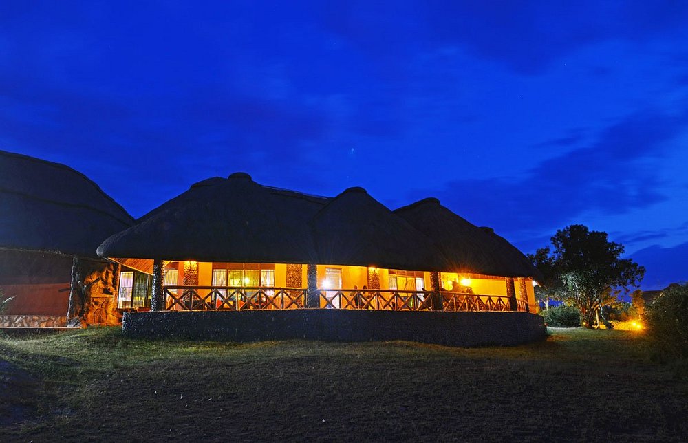 Discover the Best Safari Lodges in Uganda